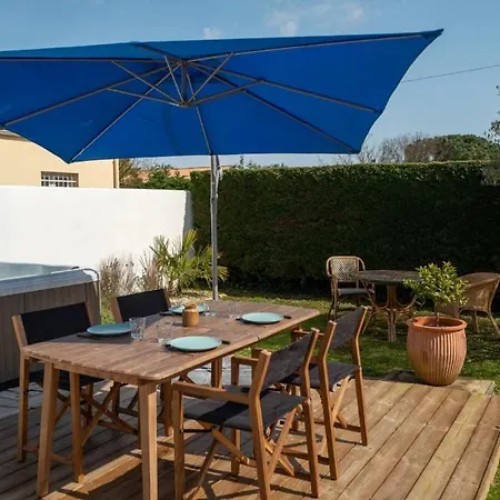 Oléronaise Avec Jardin Jacuzzi Et Barbecue Casa vacanze *