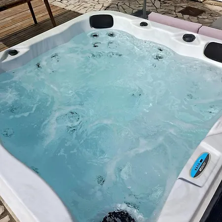 度假居 Oleronaise Avec Jardin Jacuzzi Et Barbecue Le Château-dʼOléron